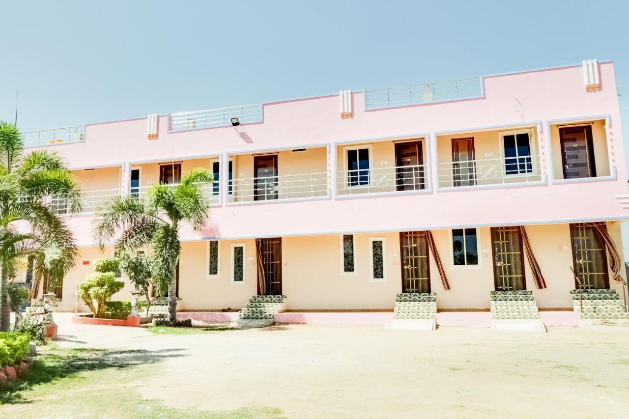 Oyo 68320 Bgr Residency Hotel Tirupati Exterior photo